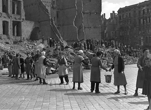 dopo-guerra-ricostruzione-berlino