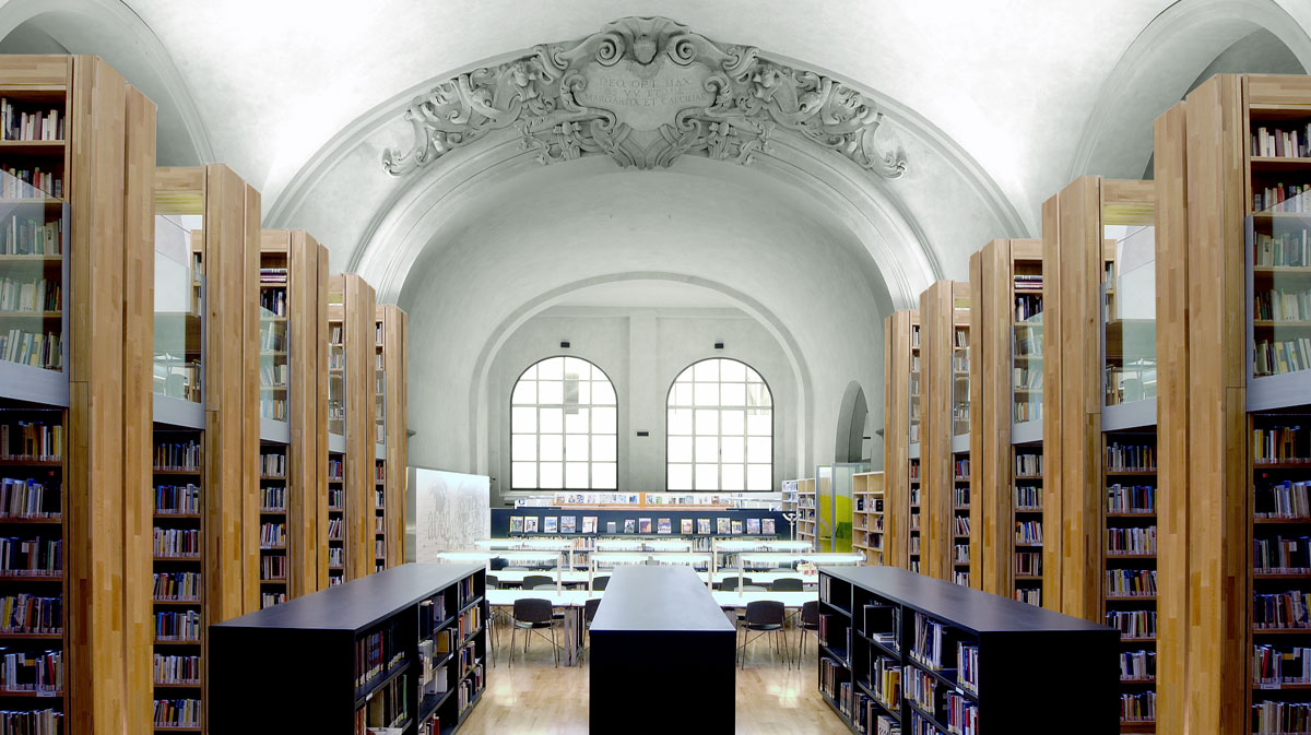 A spasso per biblioteche: Biblioteca Delfini di Modena